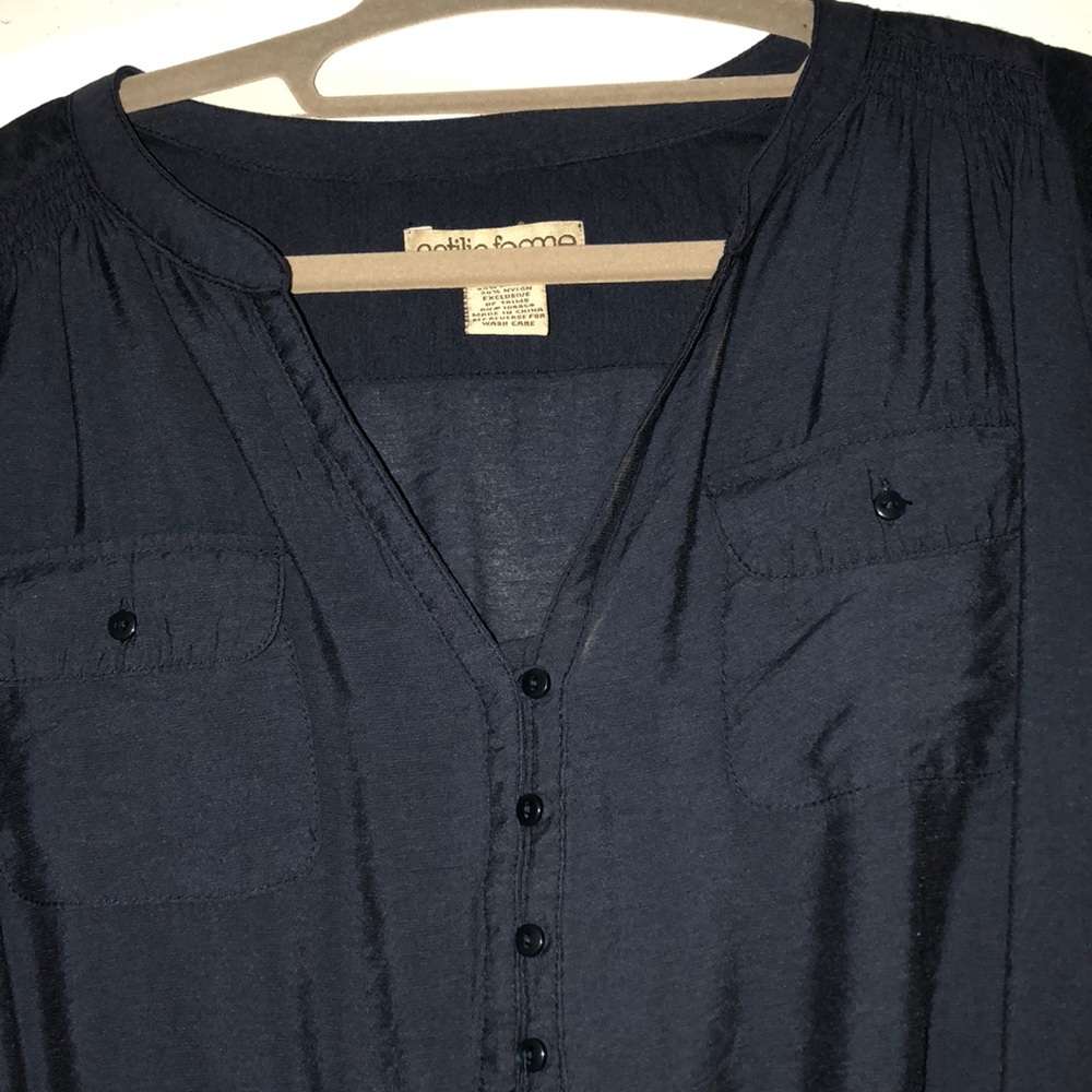 Navy blue short sleeve shirt